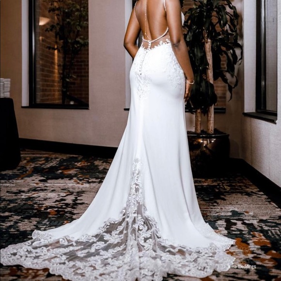 Wedding dress